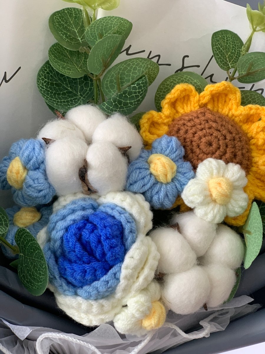 Emiko - Handmade Crochet Flower Bouquet, Blue - Flower - Upsize - Preserved Flowers & Fresh Flower Florist Gift Store